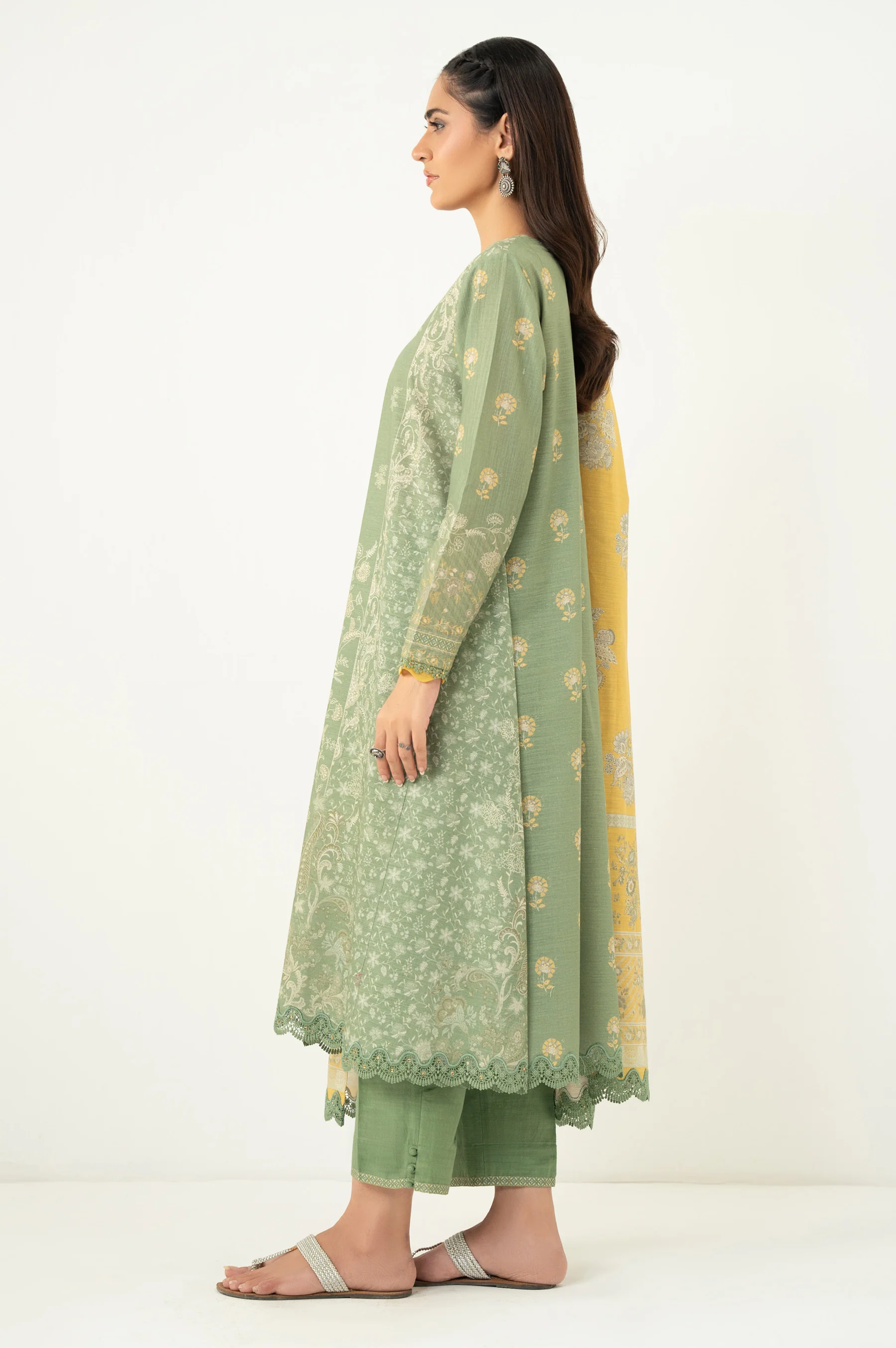 UNSTITCHED PRINTED SUIT - Image 5