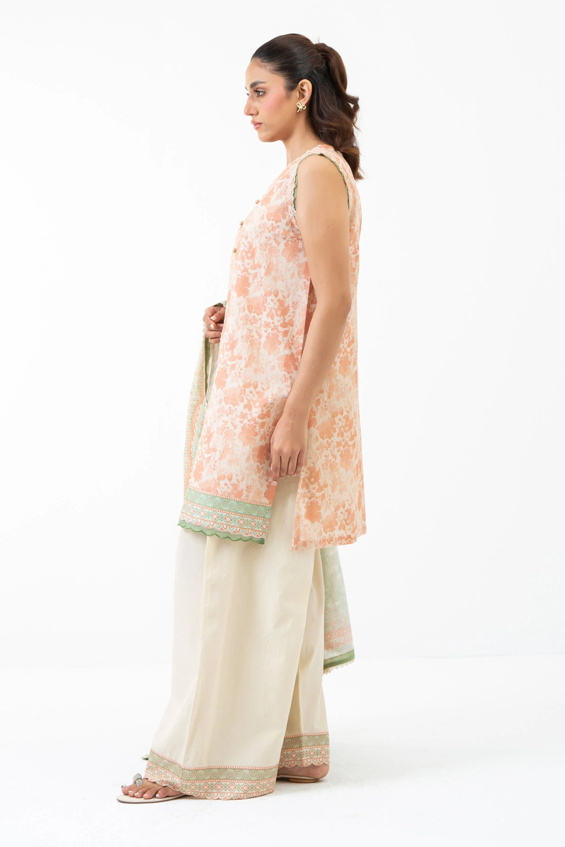 PRINTED CAMBRIC UNSTITCHED 3 PIECE SUIT - Image 5