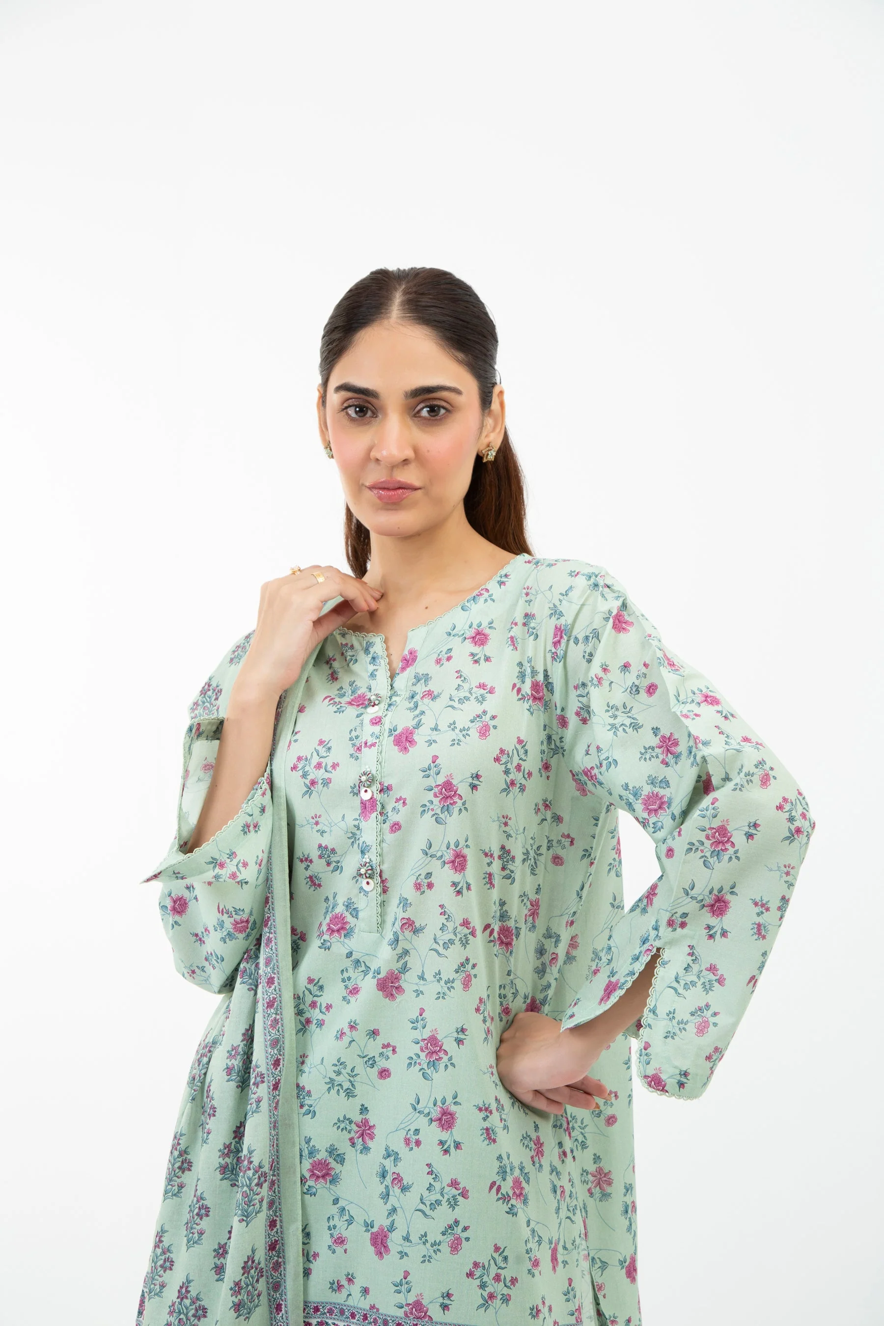 PRINTED LAWN UNSTITCHED 3 PIECE SUIT - Image 5