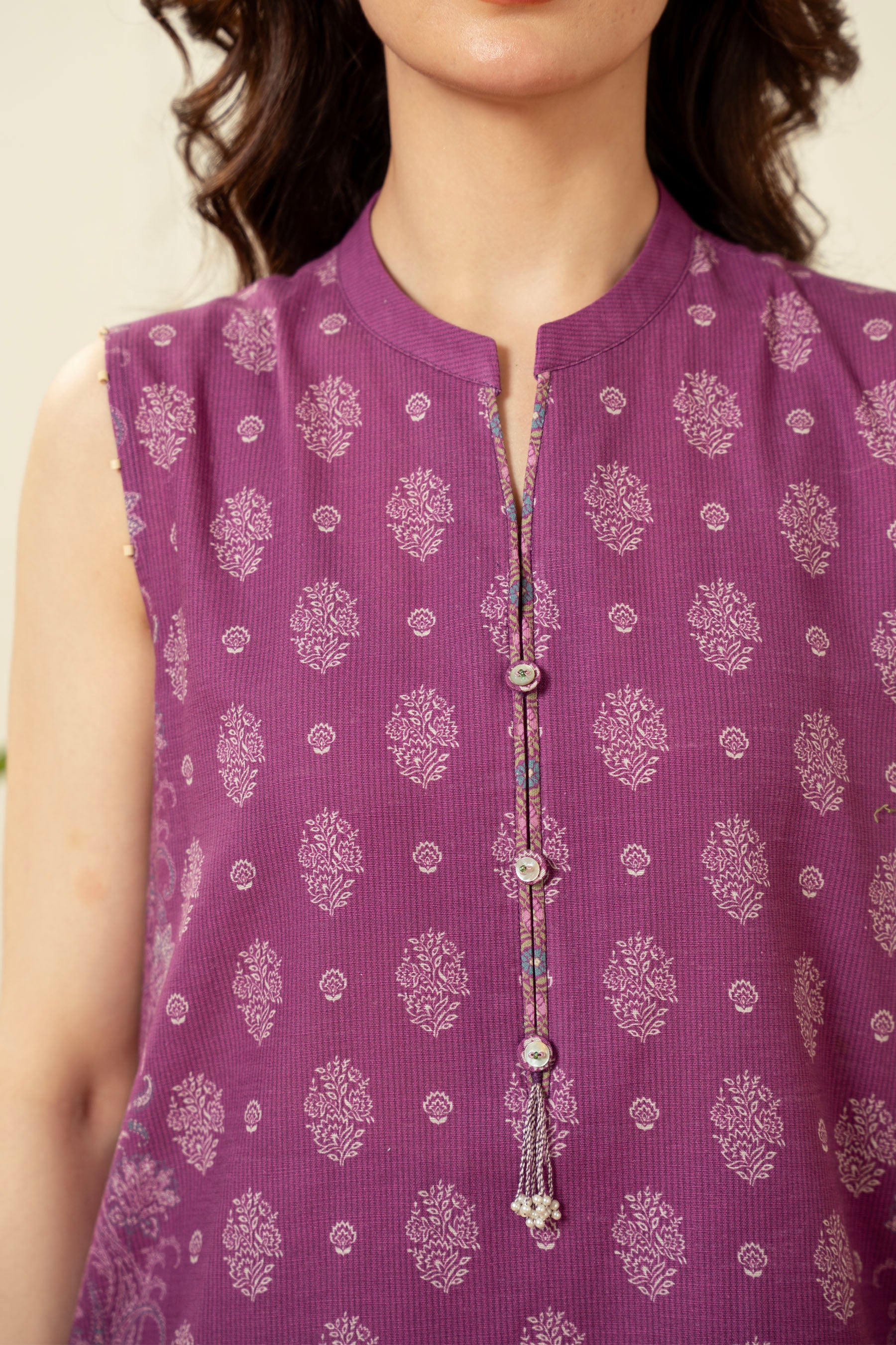UNSTITCHED PRINTED SUIT - Image 2