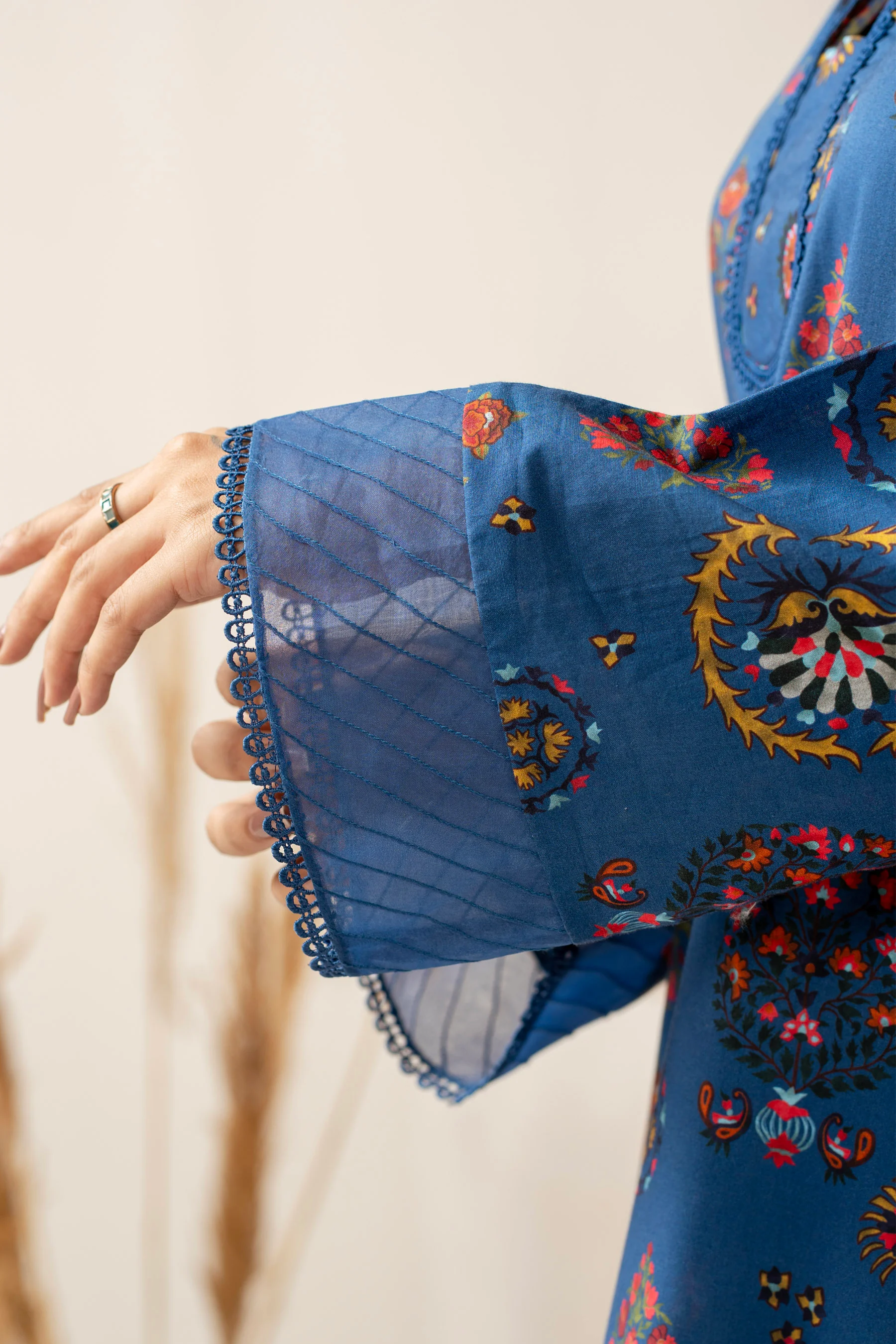 UNSTITCHED PRINTED SUIT - Image 6