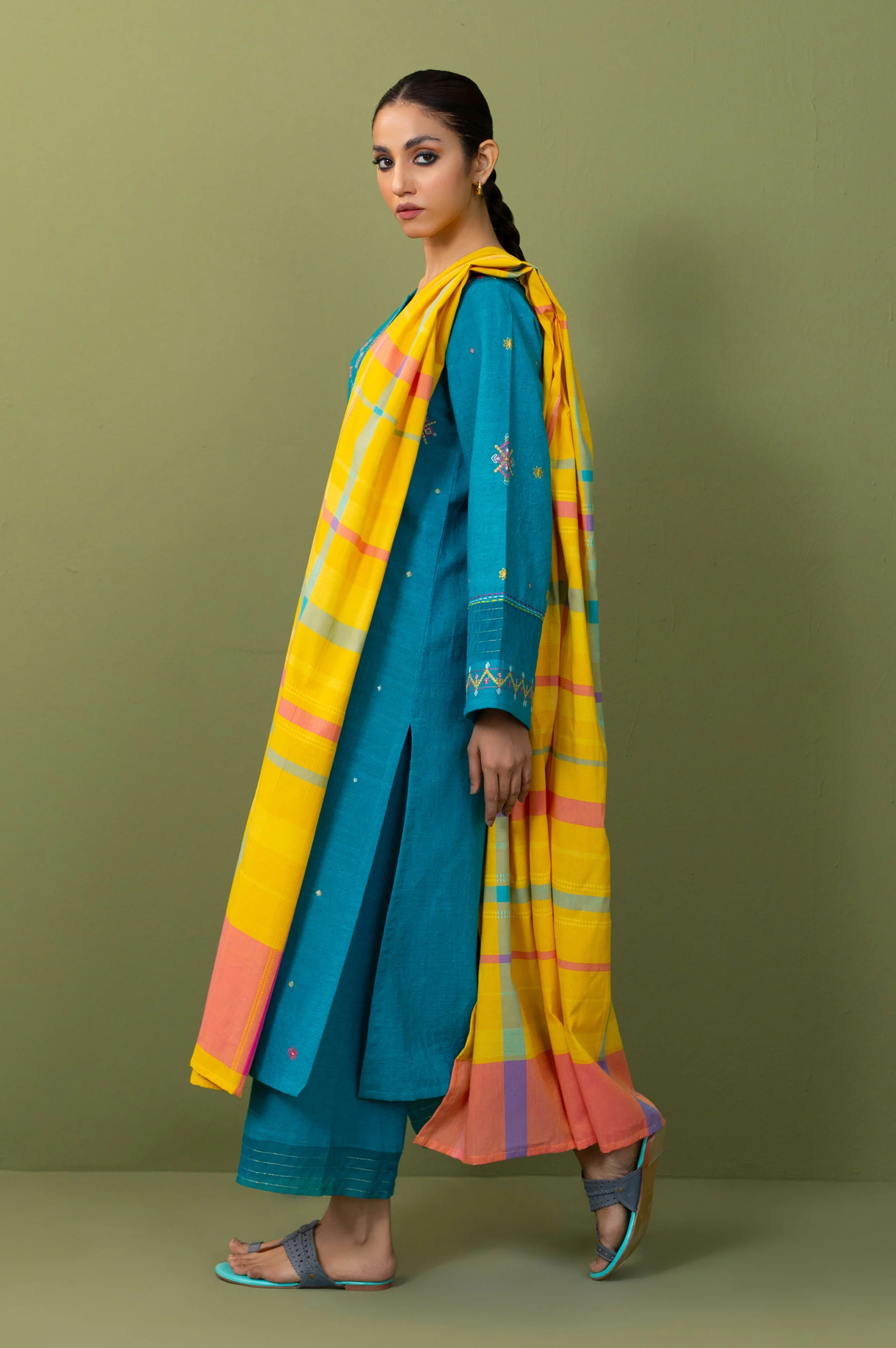 Unstitched 3 Piece Textured Slub Suit - Image 3