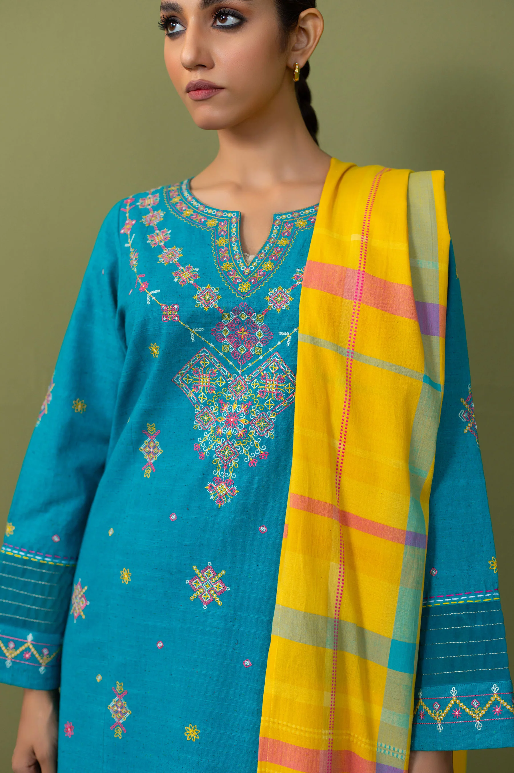 Unstitched 3 Piece Textured Slub Suit - Image 5