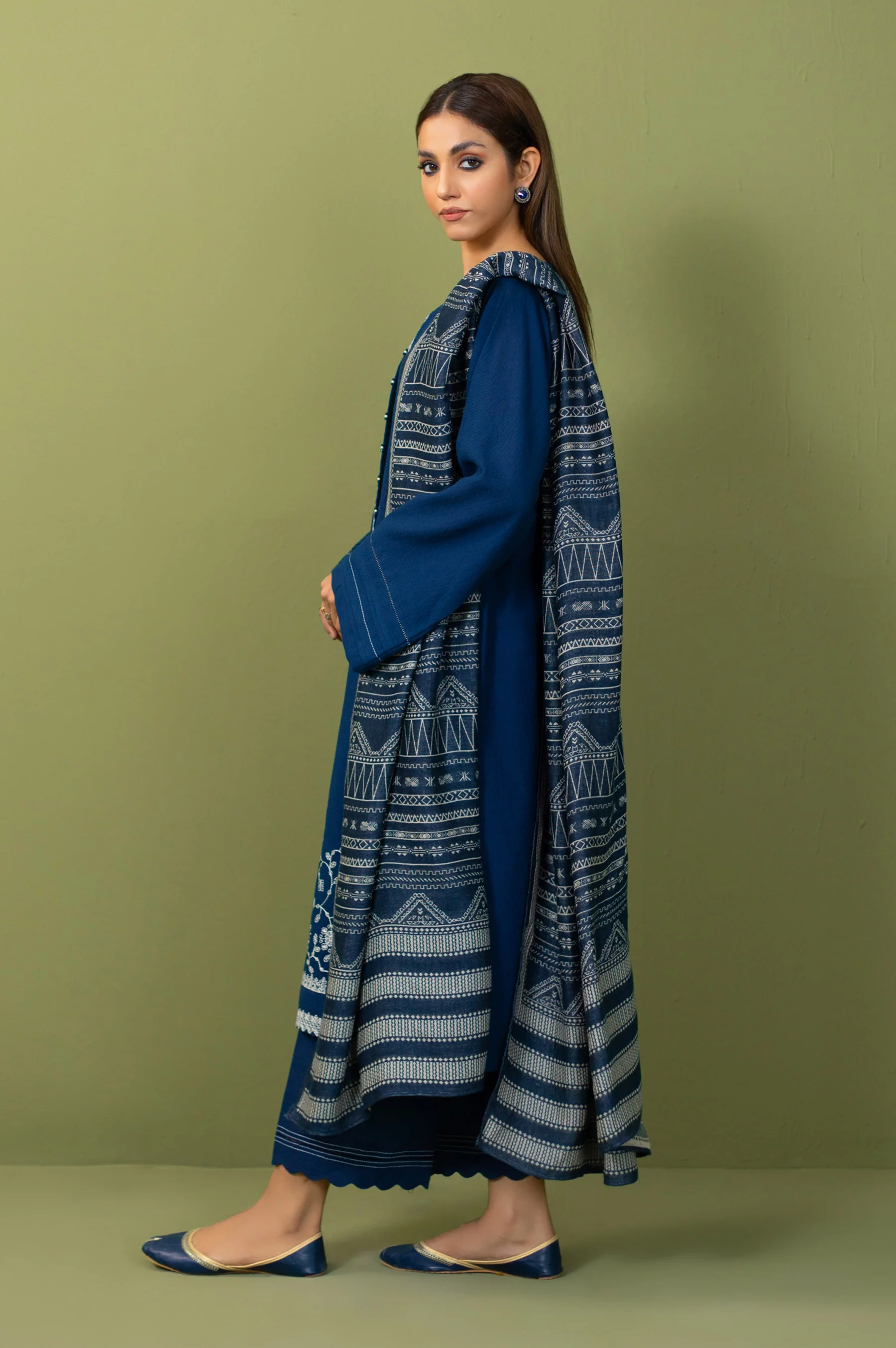 Unstitched 3 Piece Textured Slub Suit - Image 4