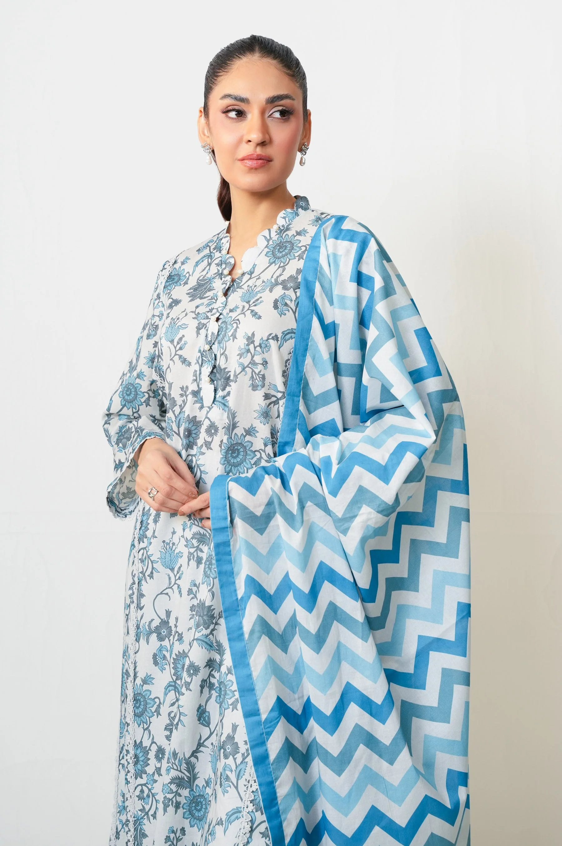 DIGITAL PRINTED DUPATTA (FACTORY E-OUTLET) - Image 3