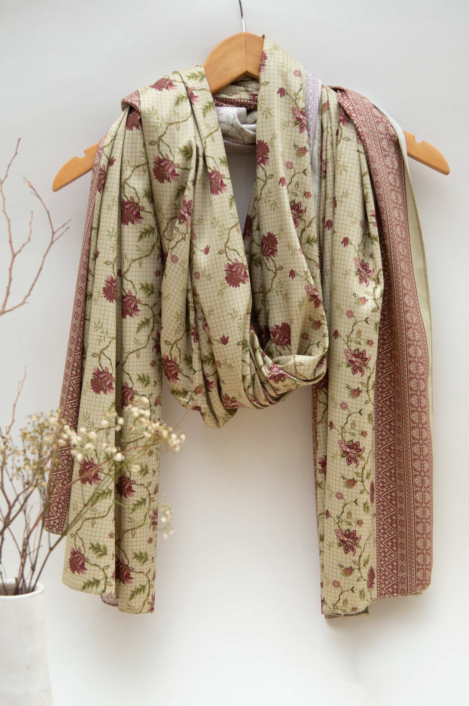 Printed Doria Linen Viscose Dupatta - Off White
