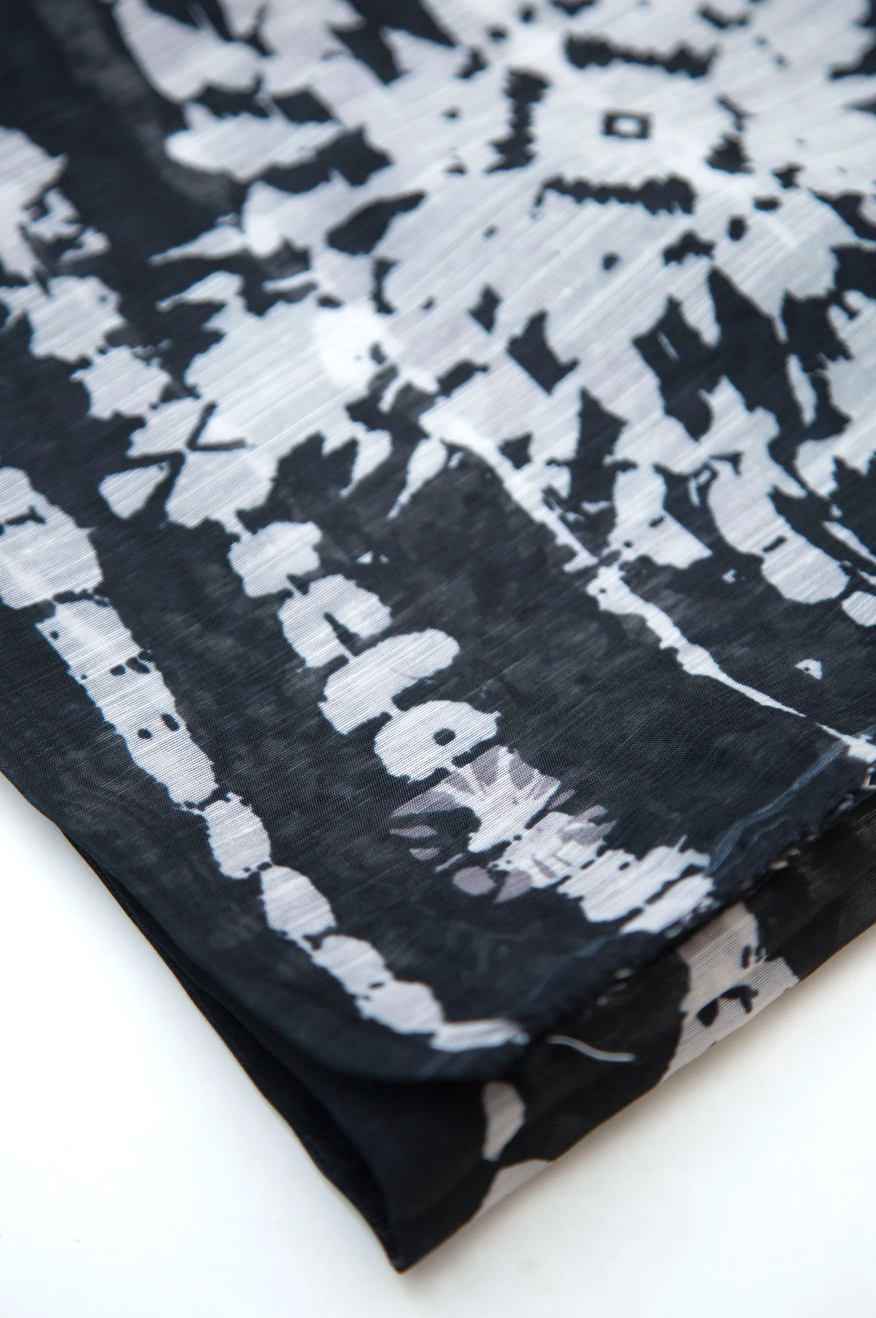 Printed Organza Dupatta - Black - Image 4